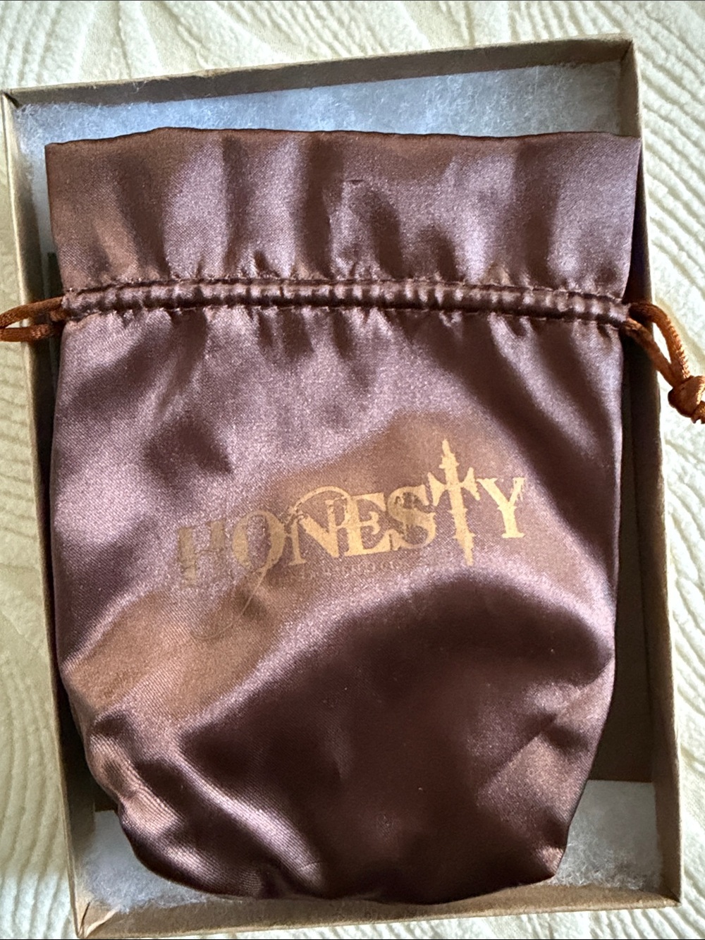 HONESTY beaded stretch bracelet with Satin Drawstring Pouch. - Picture 2 of 4